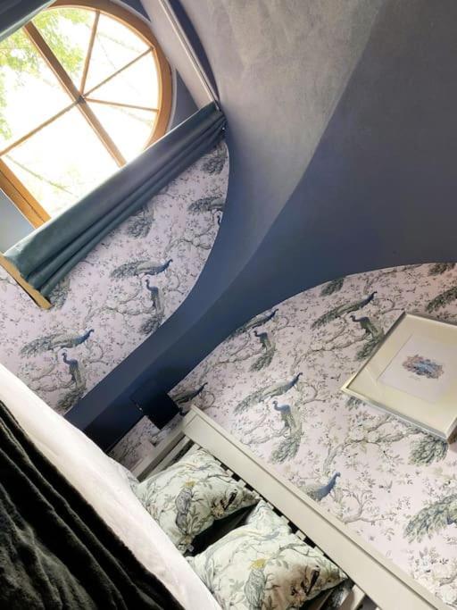 Stay In A Castle! Unique & Luxurious Historical Apartment, Self Contained, Free Parking & Wi-Fi Chester Luaran gambar
